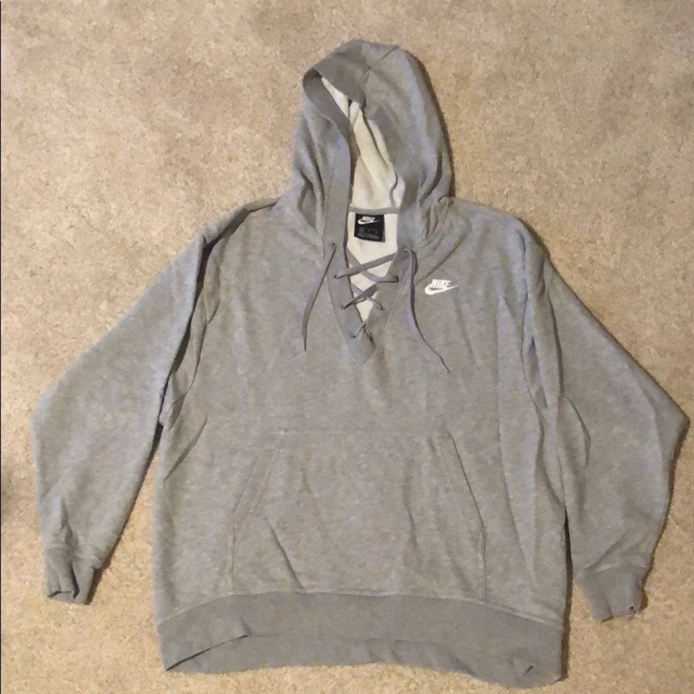 Nike sweatshirt